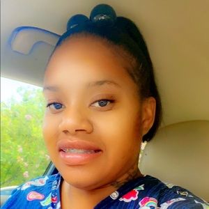 Meet your Posher, Kiera